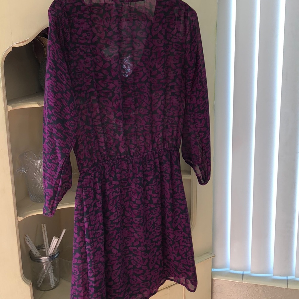 Dress - Picture 4 of 4